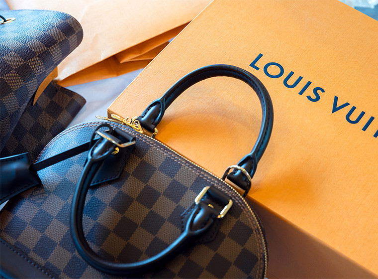 ICシリアル ルイヴィトン ダミエグラフィット ミュルティクレ 6連キー  