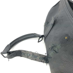 ルイ・ヴィトン モノグラムトリヨン キーポル バンドリエール25 M20900 ハンドル部分破損