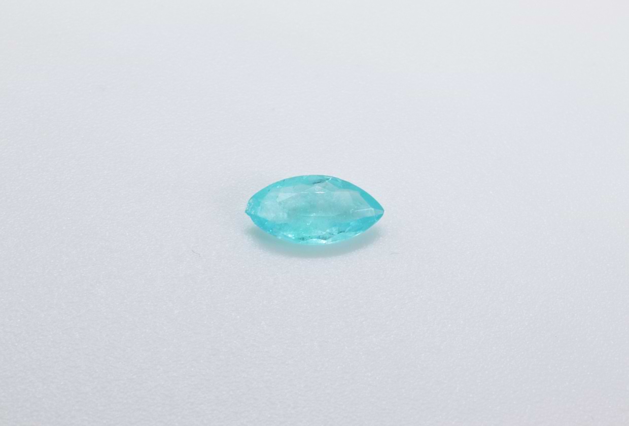 た*ち様 掻ける パライバトルマリン原石 バターリャ産