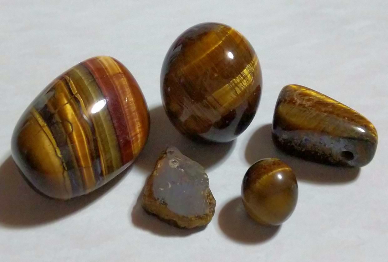 10月の誕生石「タイガーアイ」の石言葉とは？効果や種類を解説 ｜最新  