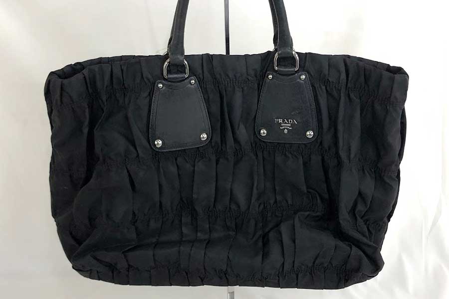 PRADA  バッグ