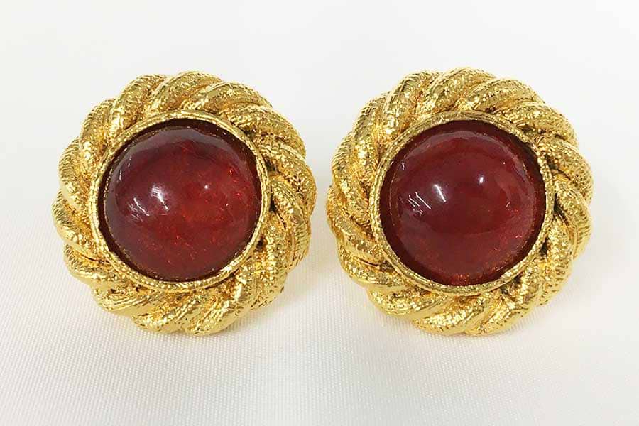 シャネル 赤石 イヤリング