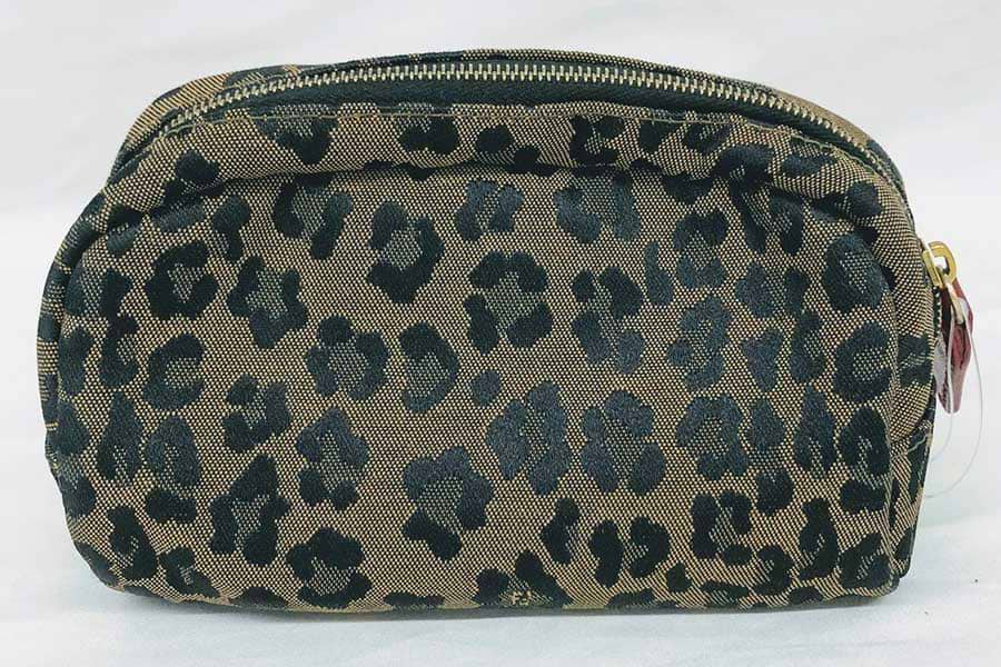 フェンディ　ミニポーチ　