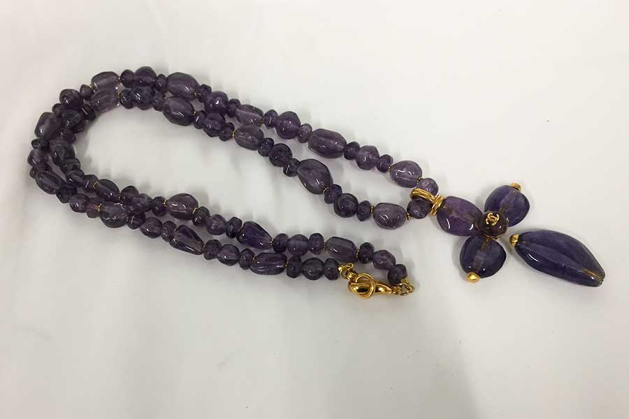 シャネル ストーン ネックレス