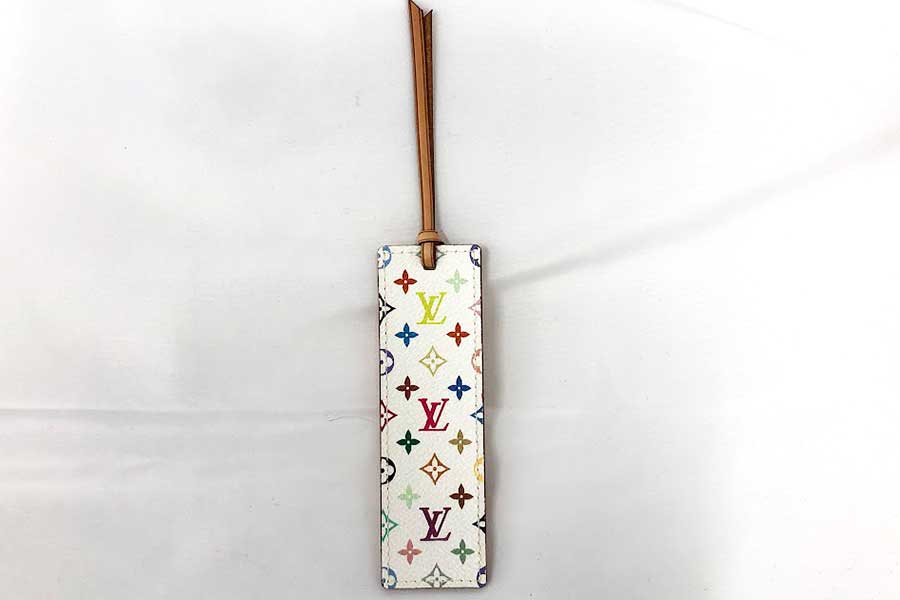 ルイ・ヴィトン モノグラム マークページカドゥ M99196