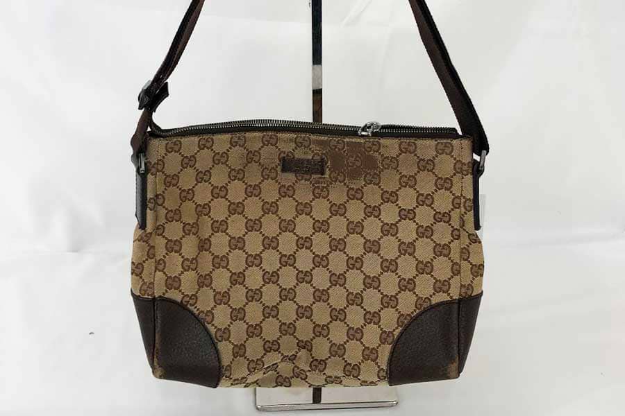 グッチ　GGキャンバス　ショルダーバッグ　114273