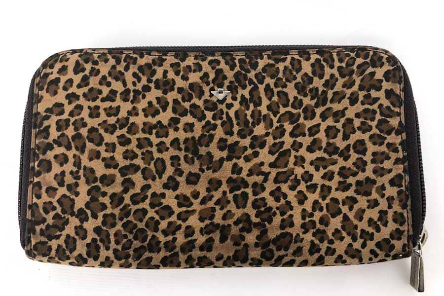 ボッテガヴェネタ 財布 ヒョウ柄