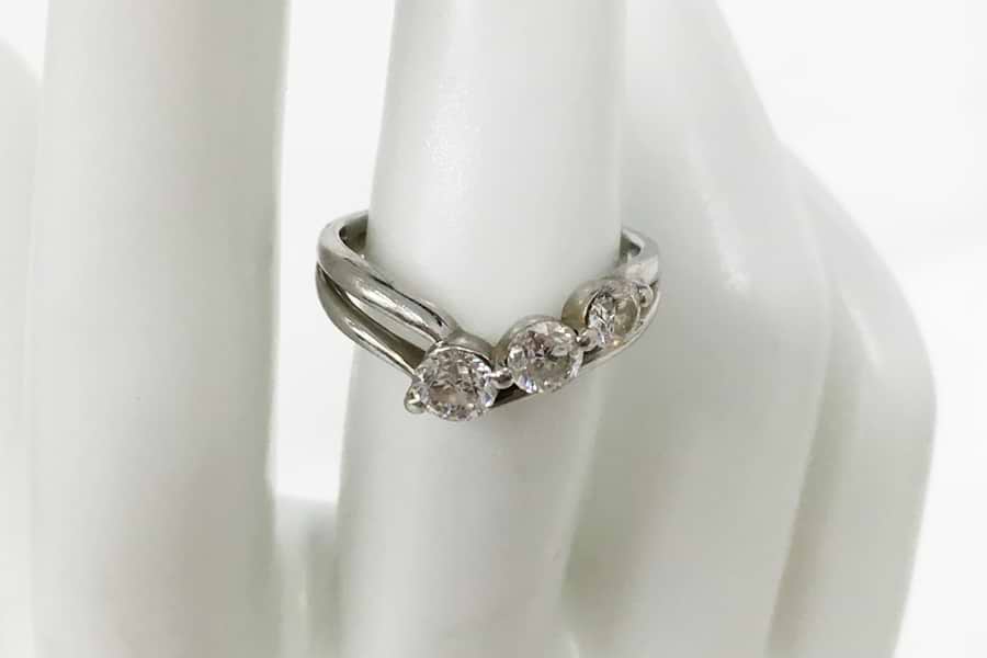 pt900 リング　MD1.00ct