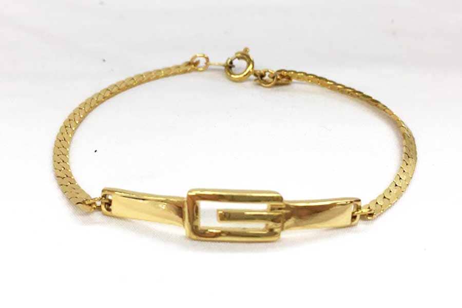 GIVENCHY ブレスレット センターチャーム