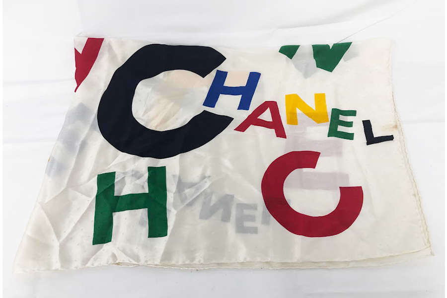 シャネル スカーフ　ホワイト