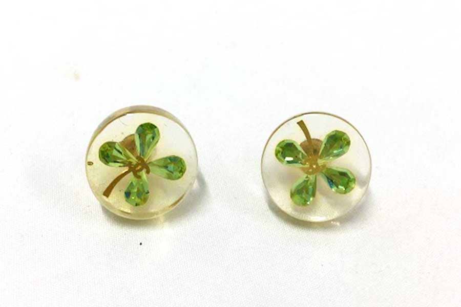 シャネル クローバーピアス