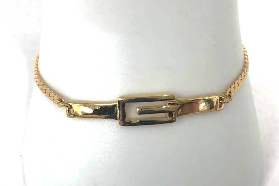 GIVENCHY ブレスレット センターチャーム