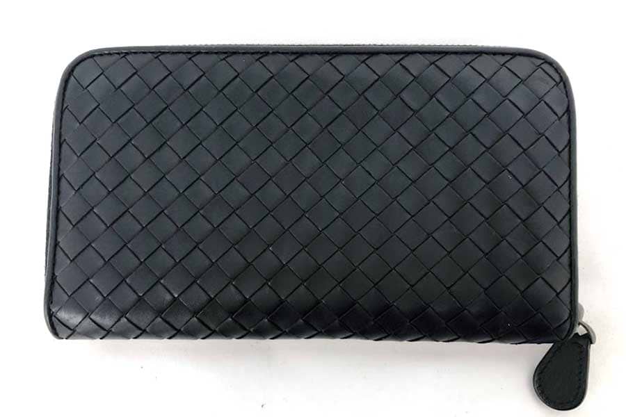 ボッテガヴェネタ イントレチャート 長財布
