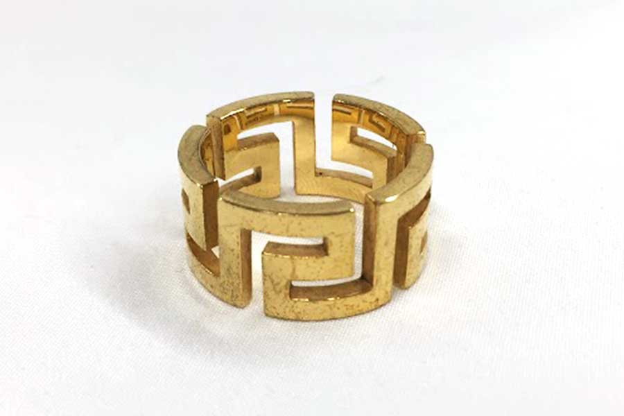 ヴェルサーチ　グレカ　リング 　ゴールド