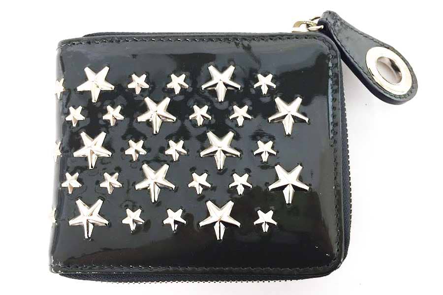 ジミーチュウ　二つ折り財布