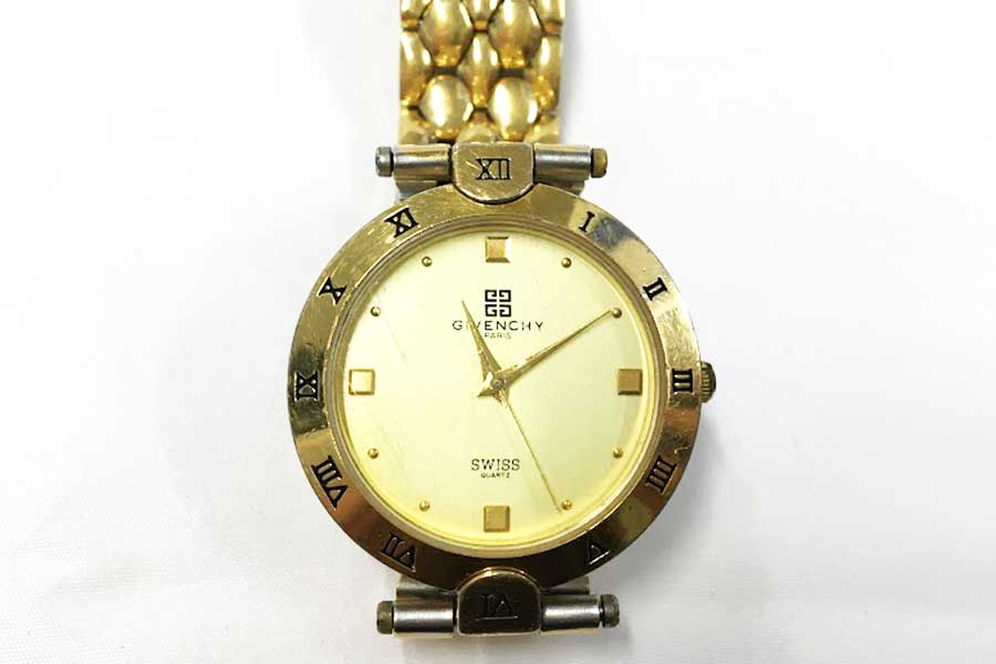 GIVENCHY 腕時計