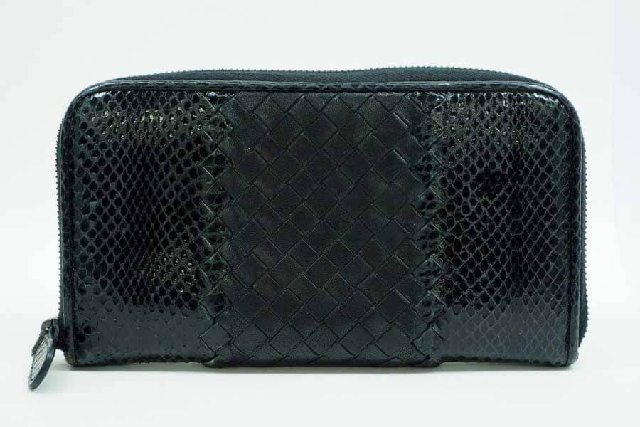 ボッテガヴェネタ ラウンドファスナー長財布