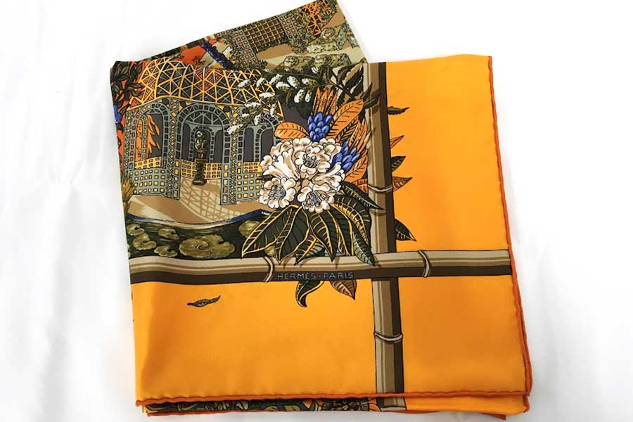 エルメス カレ90 オレンジ