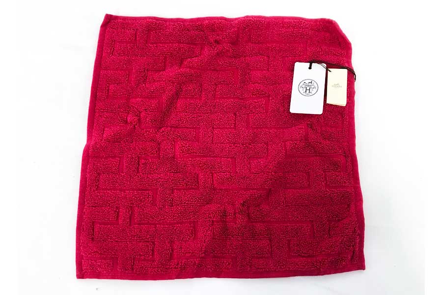 エルメス タオル 赤
