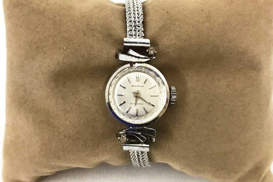 セイコー 手巻き SOLAR 1000-0140