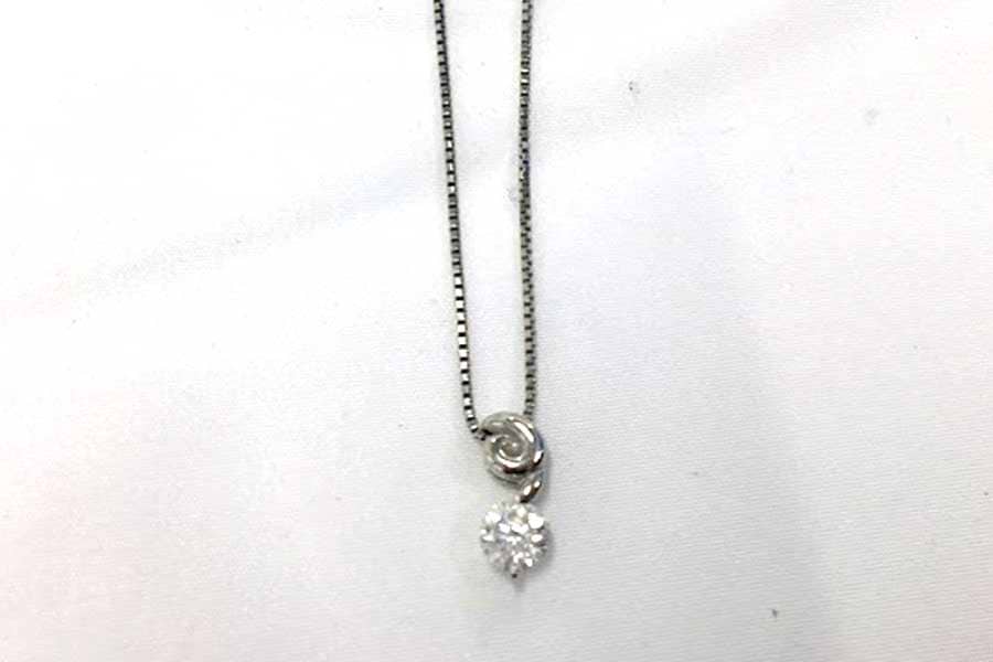 Pt850　ネックレス　D0.52ct