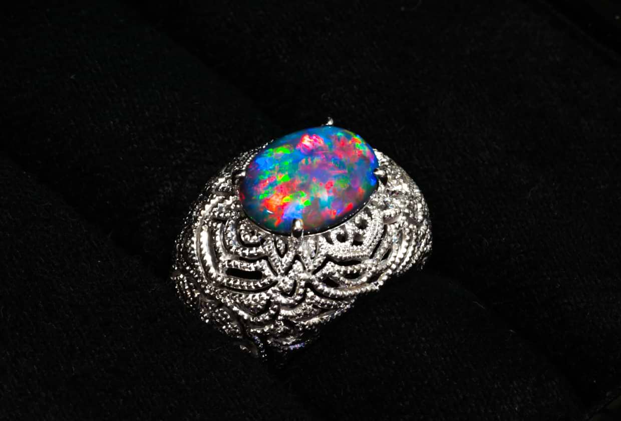 【希少石/最強品質】宝石プレシャスオパール・ブラックオパール　天然石ブレスレット 希少石&frasl;最強品質宝石プレシャスオパール・ブラックオパール 天然石