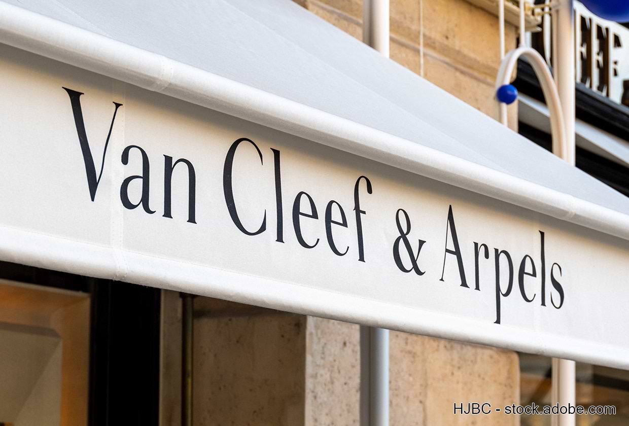 ヴァンクリーフはフランスや沖縄で買うと安い？値崩れ情報と安い国を 