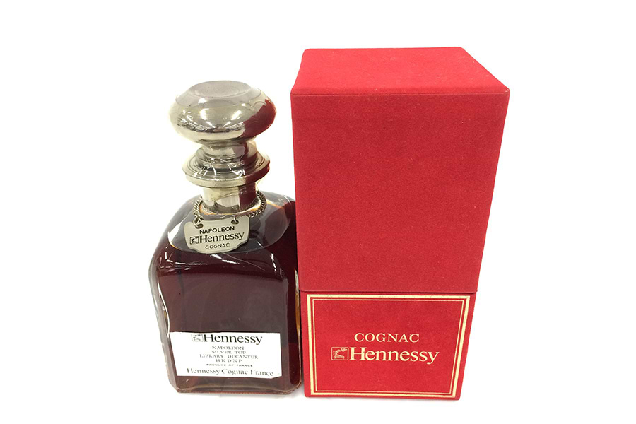 Hennessy ヘネシー コニャック シルバートップ の買取実績｜最新相場で 