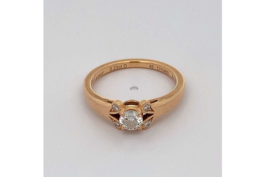 カルティエ バレリーナ ダイヤリング 750 #48/約8号 ダイヤ0.23ct の 