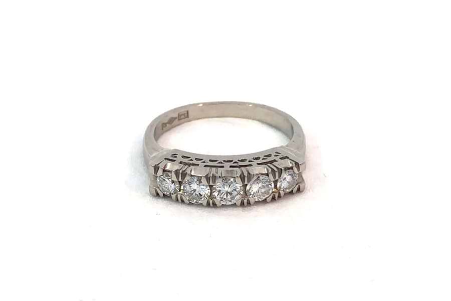 リング Pt900 約12号 ダイヤ0.61ct の買取実績｜最新相場で高価買取 