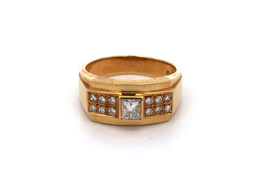 リング K18 約16号 ダイヤ0.35ct ダイヤ0.19ct の買取実績｜最新相場で 