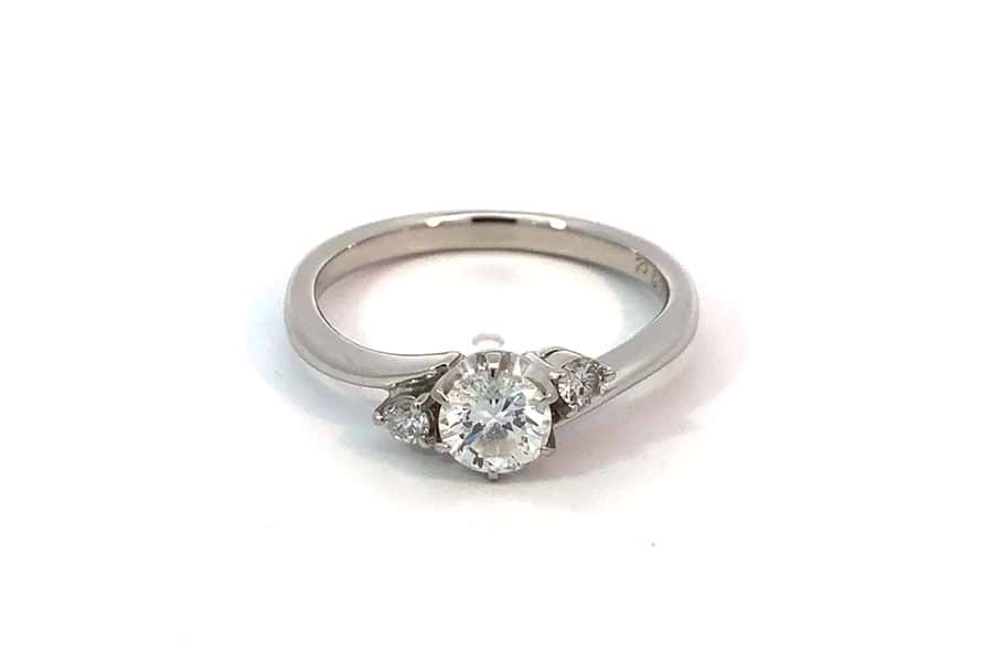 リング Pt900 約11号 ダイヤ0.408ct ダイヤ0.09ct の買取実績｜最新 