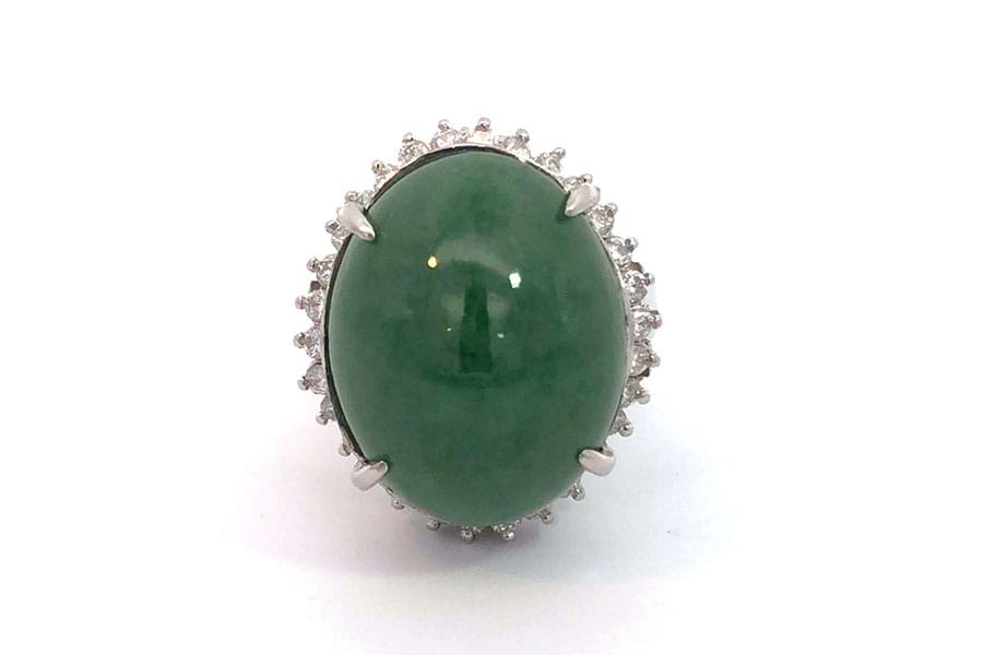 リング Pt900 約11号 翡翠約17.7×14.0mm ダイヤ0.47ct の買取実績 