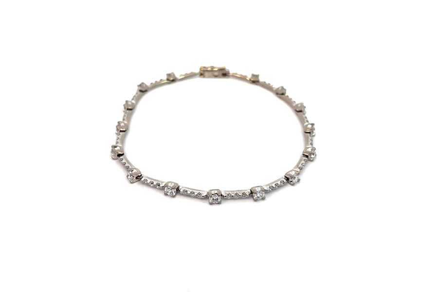 ブレスレット K18WG 内径約18.5㎝ ダイヤ2.00ct の買取実績｜最新相場 