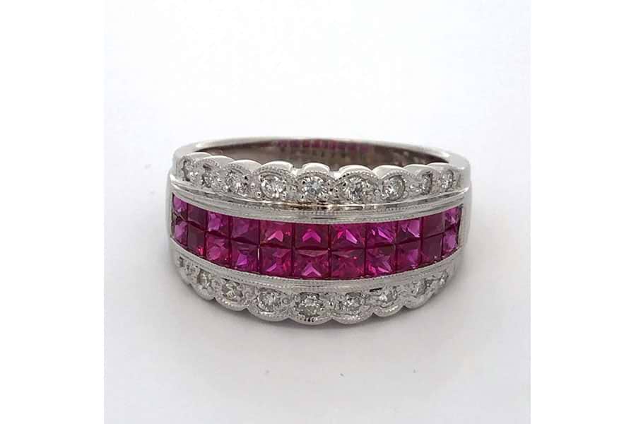 リング K18WG 約14号 ルビー1.80ct ダイヤ0.25ct の買取実績｜最新相場  