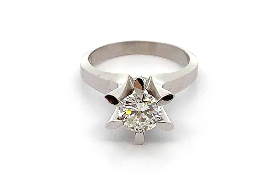 リング Pt900 約13号 ダイヤ1.03ct の買取実績｜最新相場で高価買取