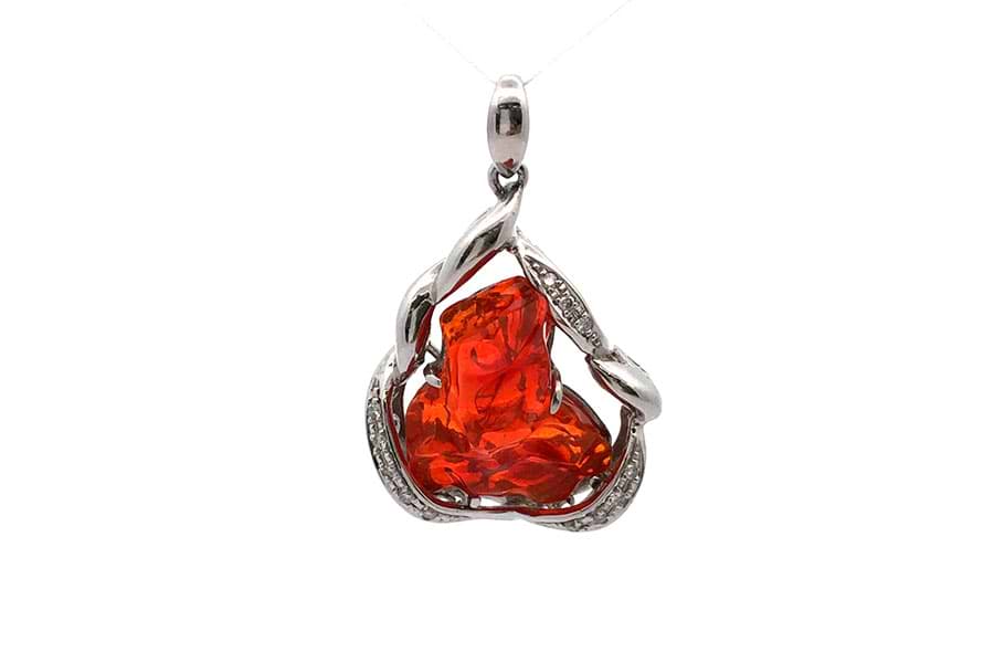ネックレストップ Pt900 オパール6.56ct ダイヤ0.12ct の買取実績 