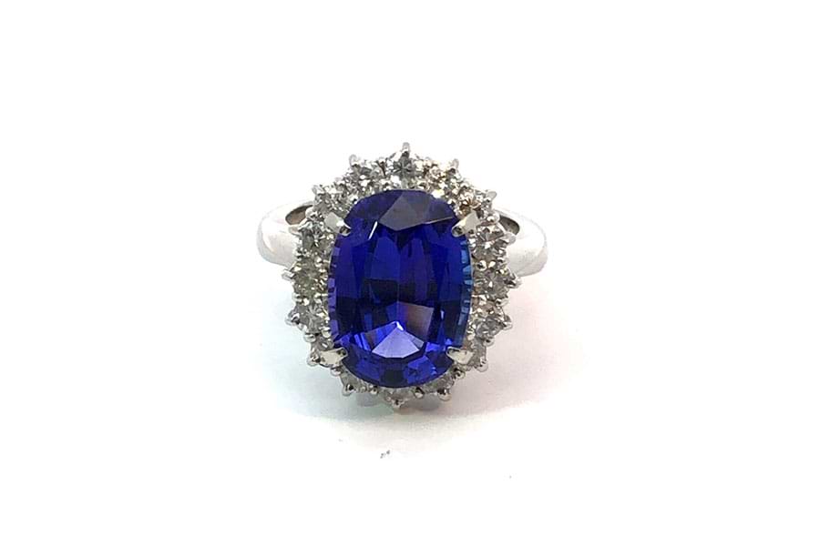 リング Pt900 約11.5号 タンザナイト5.93ct ダイヤ1.11ct の買取実績 