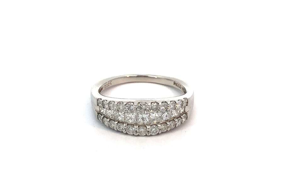 全ての Pt900 リング 約11号 の買取実績 ダイヤ1.10ct 青色石0.198ct プラチナ台