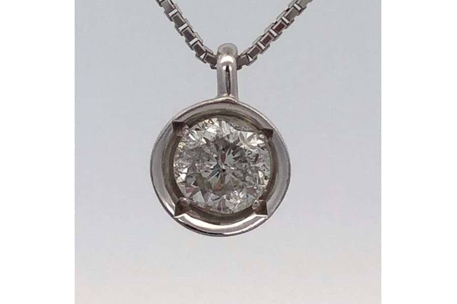 ネックレス Pt900,Pt850 全長約40.1cm ダイヤ1.030ct の買取実績