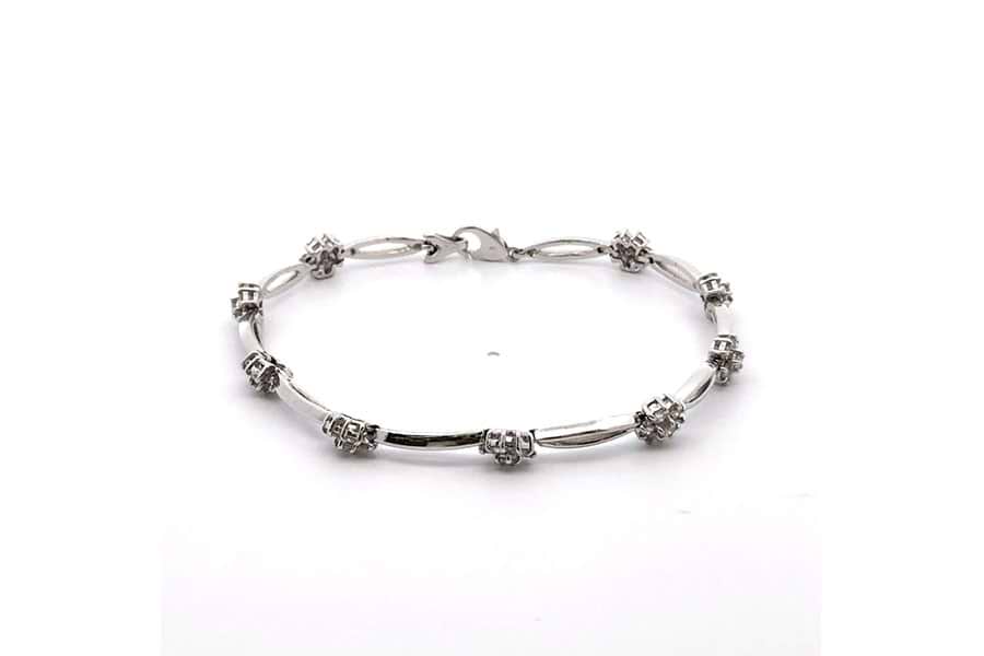 ブレスレット Pt850 内径約17.5㎝ ダイヤ2.00ct の買取実績
