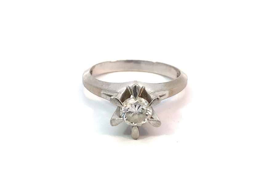 リング Pt900 約8.5号 ダイヤ0.648ct の買取実績｜最新相場で