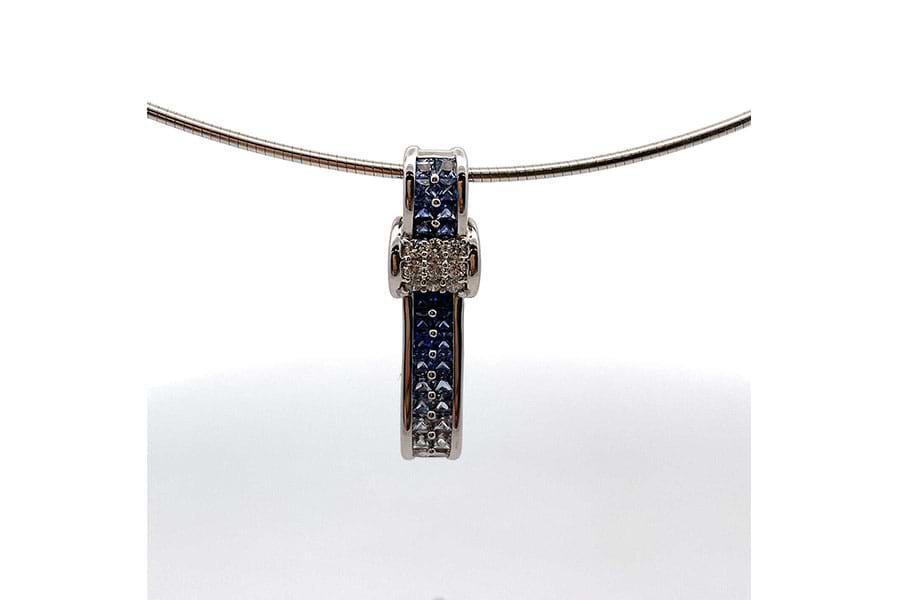 ネックレス WG750 全長約42.3cm 青色石1.40ct ダイヤ0.20ct