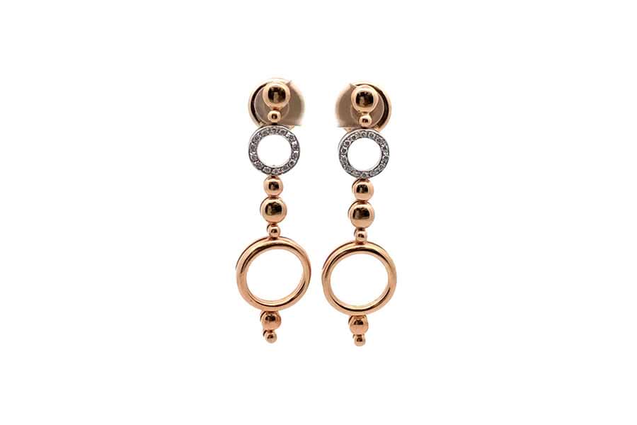 ピアス 750 ダイヤ