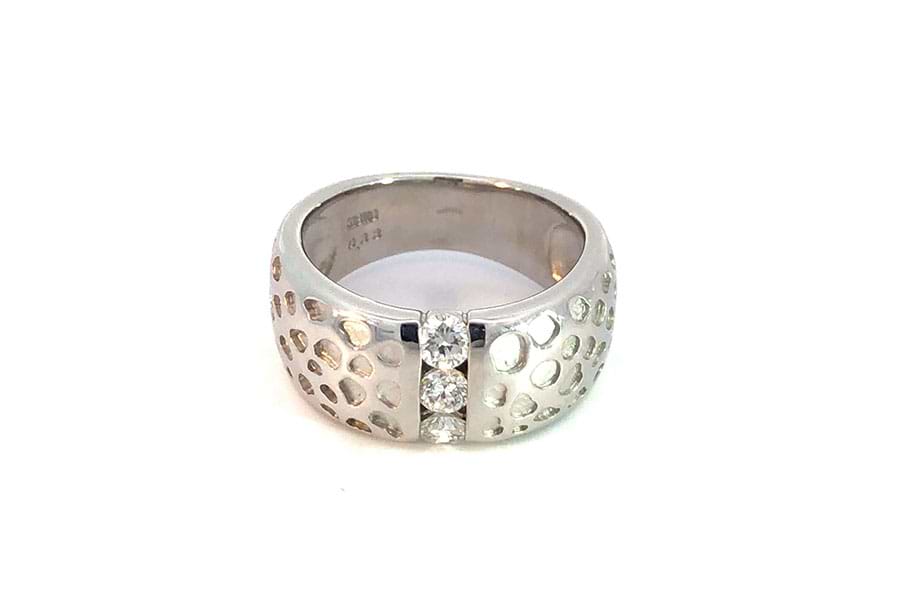 リング K18WG 約11号 ダイヤ0.33ct$1 の買取実績｜最新相場で