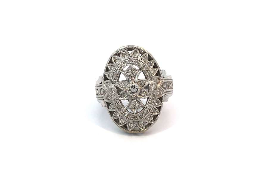 リング Pt900 約11号 青色石0.198ct ダイヤ1.10ct の買取実績