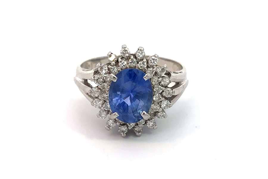 リング K18 約11号 赤色石0.77ct ダイヤ0.78ct$2 の買取実績