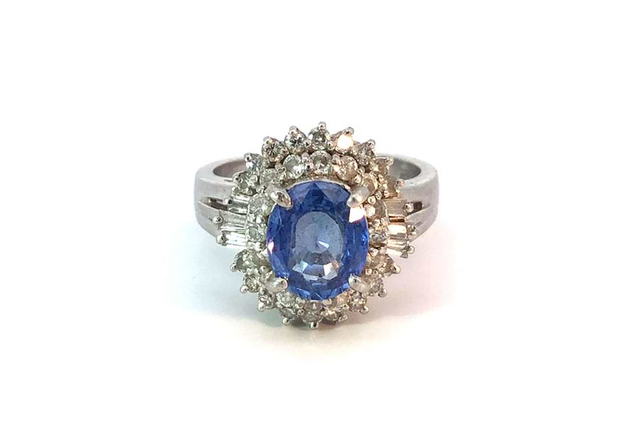リング Pt900 約9号 青色石2.18ct ダイヤ0.84ct の買取実績