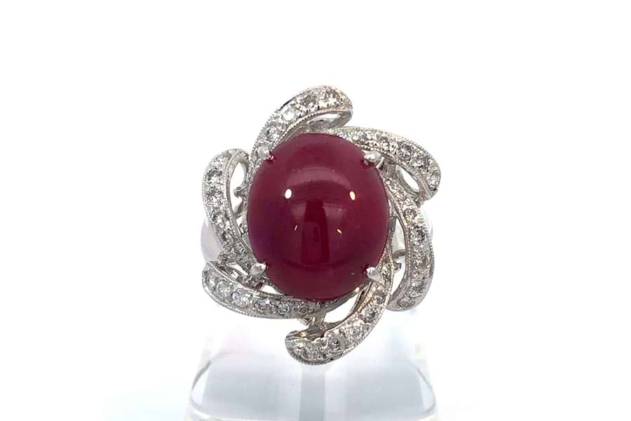 リング K18WG 約14号 ルビー1.80ct ダイヤ0.25ct の買取実績