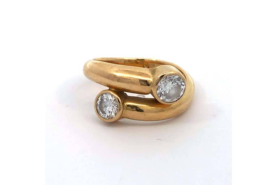 高級品市場 リング K18 約9号 ダイヤ0.51/0.29ct の買取実績｜最新相場で ゴールド